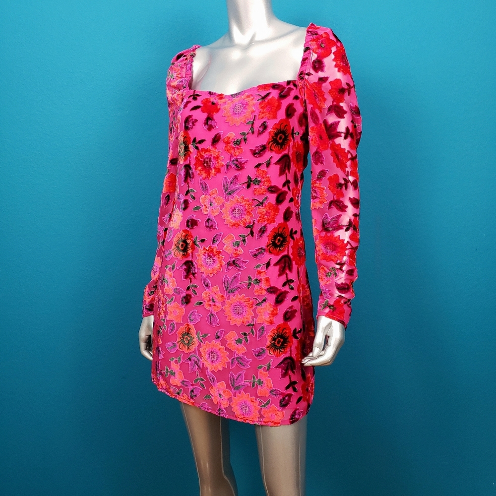 NASTY GAL 1960'S Flower Power Velvet Mini Dress /NWT - Picture 5 of 8
